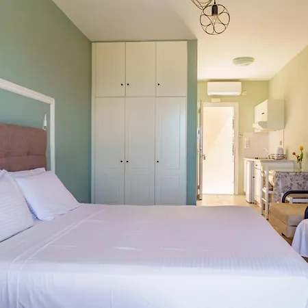 Апартаменты Diona *